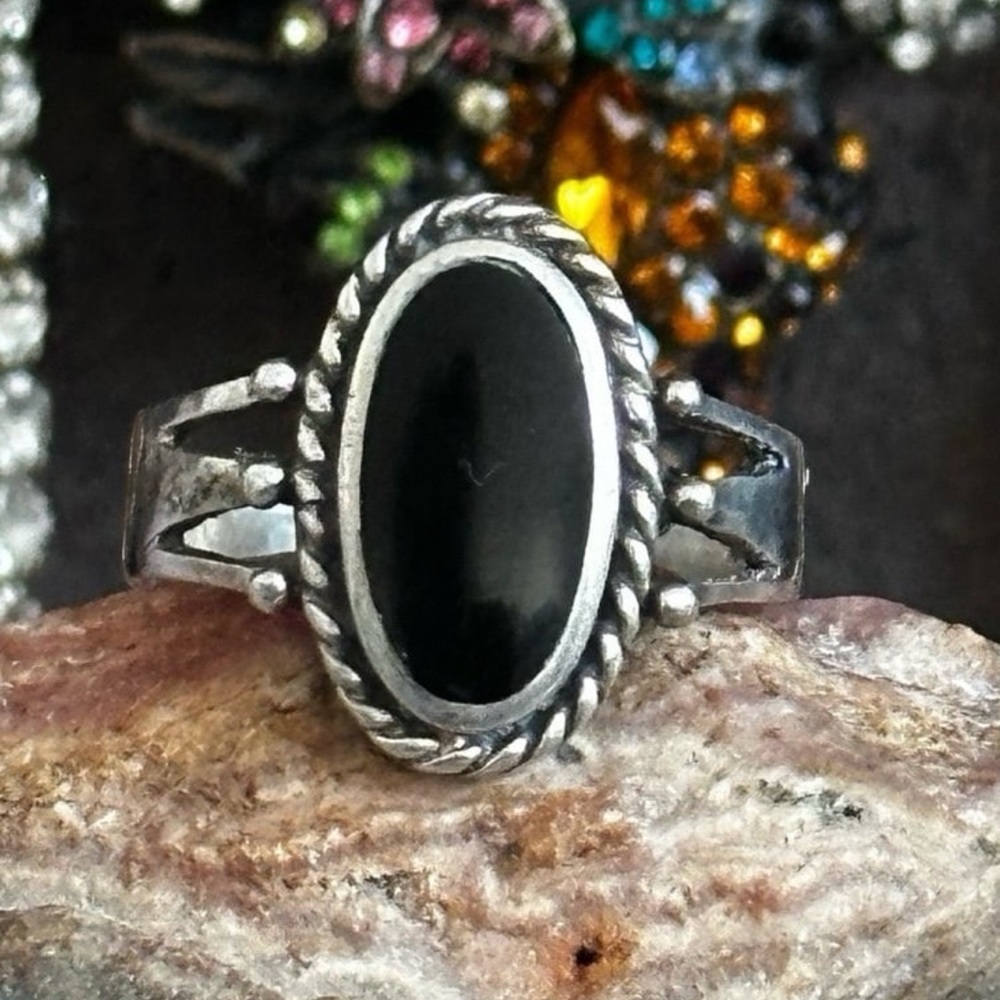 Black onyx southwestern sterling silver dainty ring
